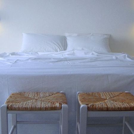 Miramare Hotel Folégandros 외부 사진