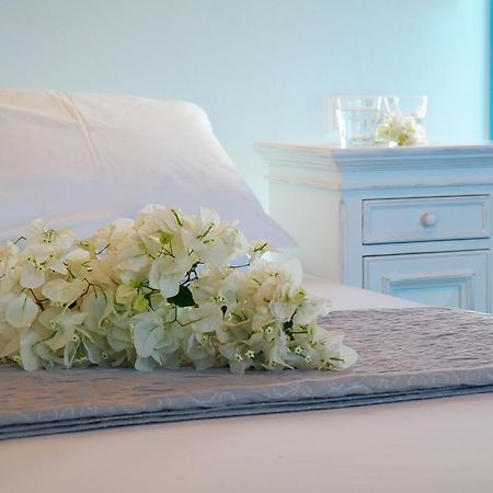 Miramare Hotel Folégandros 외부 사진