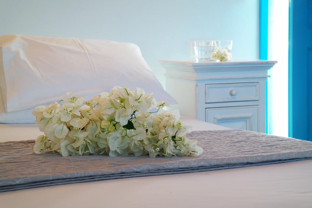 Miramare Hotel Folégandros 외부 사진